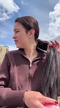 KikiWatson 现场XXX聊天