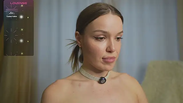 PeachyLina's Live XXX Chat