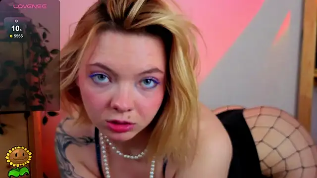 MelinaBunnyyy Obrolan Langsung XXX