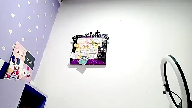 Živý XXX chat PetiteIvoryQueen19