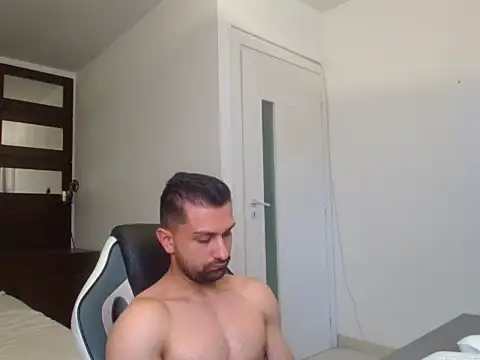 BryceReignのライブXXXチャット