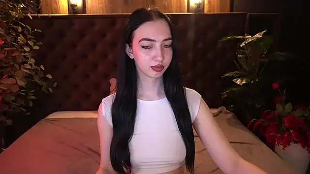 WildKittenX_'s Live XXX Chat