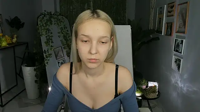 MaoqiBeverly's Live XXX Chat