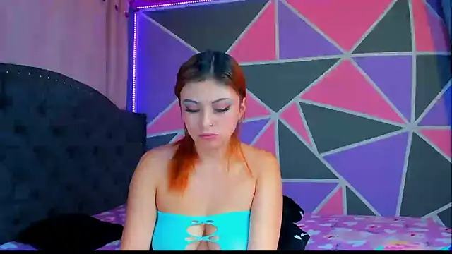 Živý XXX chat Emmily_Walker