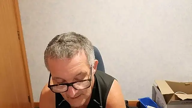 Pokazy przed kamerką – daddy_man