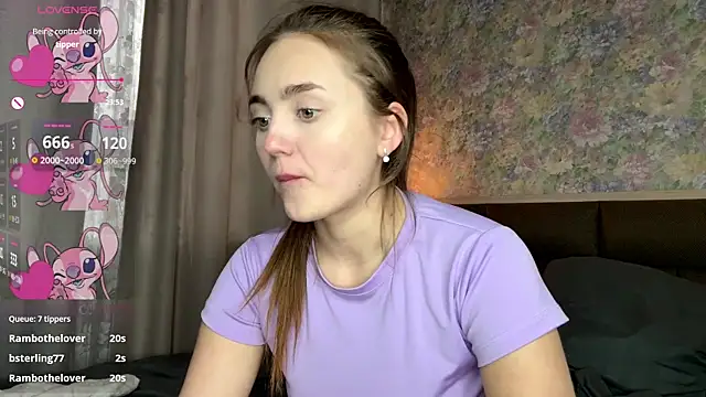 LoraDavi's Live XXX Chat