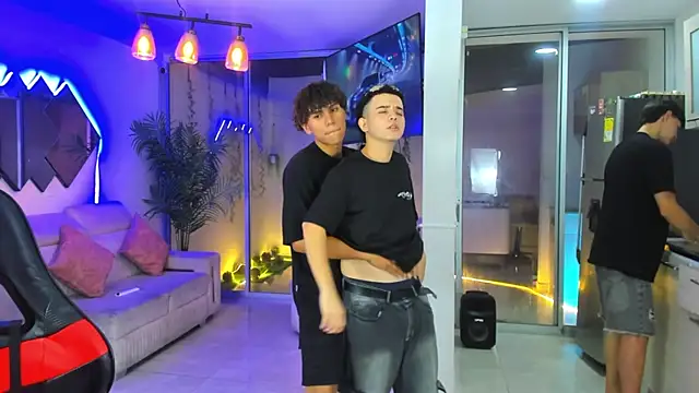 Вебкам-шоу Houseofwarrios