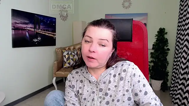 Chat XXX ao vivo de Lily_flower7