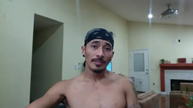 tanjir020's Live XXX Chat