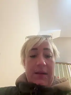 Show de Fremdgehende_stinkefotz na webcam