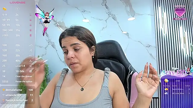 Chat +18 de naughty_stefa ao vivo