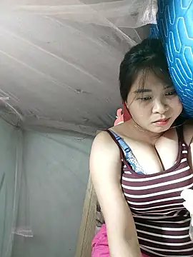 دردشة LoveShae_XYX الجنسية المباشرة