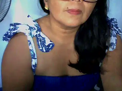 Flowerblossom123 在線直播表演