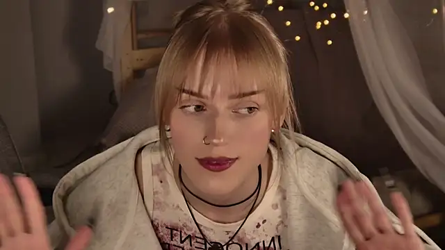 KiraMontoya – Live XXX-chat