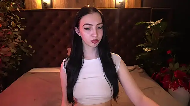 WildKittenX_のライブXXXチャット