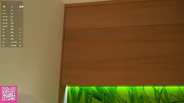 JuleeSamec élő XXX-chatje