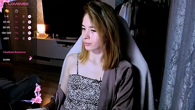 ZoyaMill Adlı Modelin Canlı XXX Sohbeti