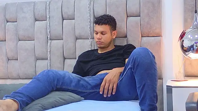 NohaBrooks – Kamerová šou