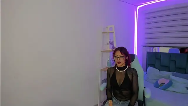 Sara_Red_X live XXX chat