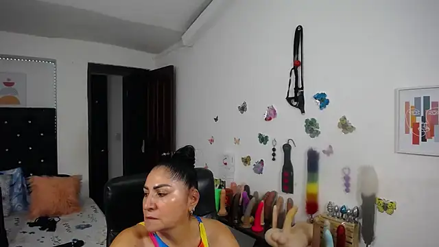 mature_bigboobs10のライブXXXチャット