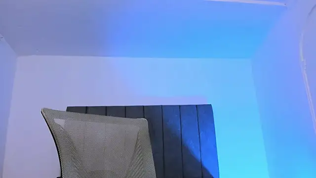 Adonys_Lewis_ 在線直播表演