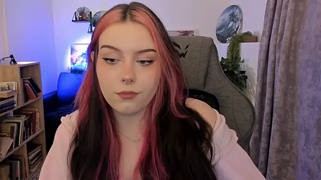 CoraMiel's Live XXX Chat