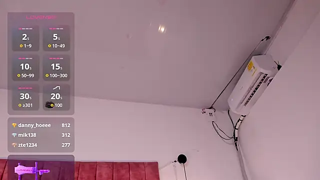 Noah_Katz Adlı Modelin Web Kamerası Şovu