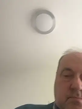 csikar's Live XXX Chat