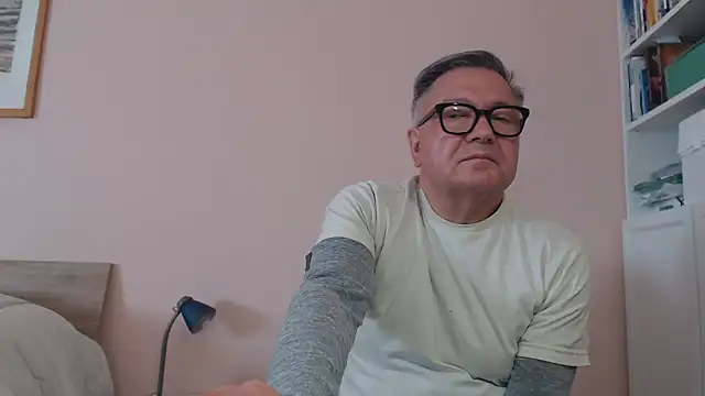 YOU6me 在線直播表演