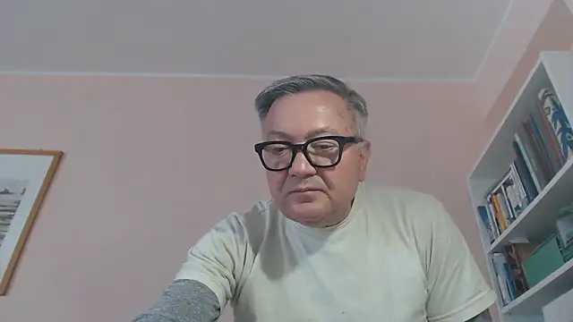 YOU6me live XXX chat