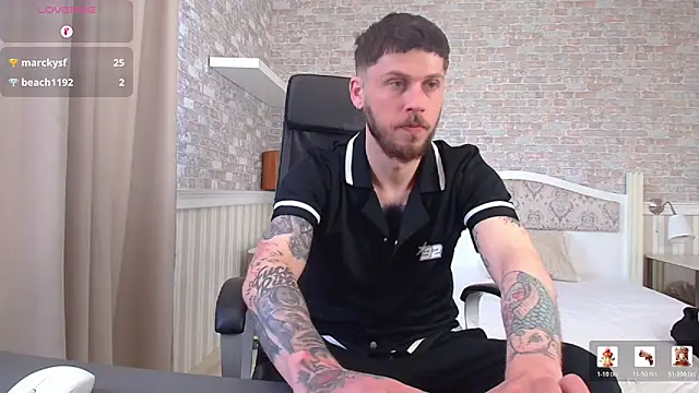 Онлайн чат XXX JonahShaw