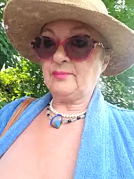 دردشة Hot-Muci الجنسية المباشرة