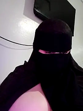 LANA___sexy Adlı Modelin Canlı XXX Sohbeti