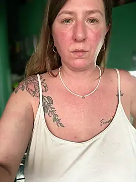 Natali_UAのライブXXXチャット