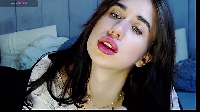 Erikka__ élő XXX-chatje