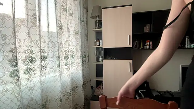 AquilineOrites Chat XXX live