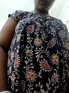 Hot-Tinaa Obrolan Langsung XXX