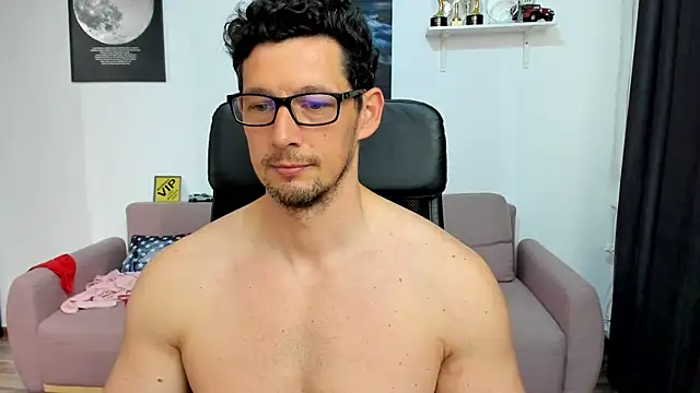 BrutusK08 Live XXX Chat