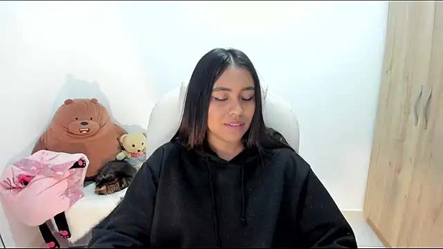 Онлайн чат XXX Ciara8