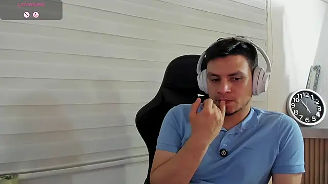 دردشة Rick_Adams الجنسية المباشرة