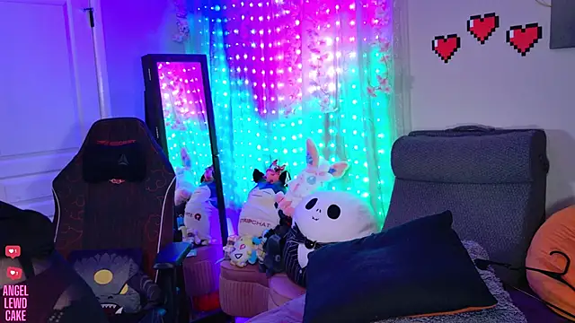 Angel-Lewd-Cake's Live XXX Chat