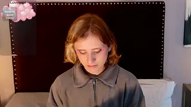 seraphine_starのライブXXXチャット