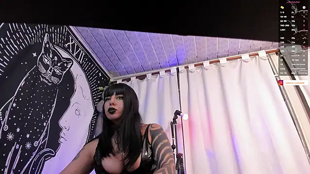 Katherin_contin666_ élő XXX-chatje