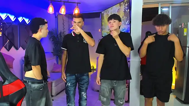 Houseofwarrios: απευθείας συνομιλία ΧΧΧ