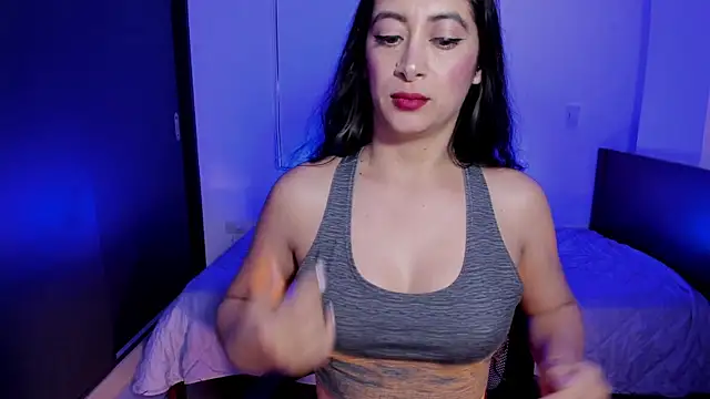 MeganWhite3 élő XXX-chatje