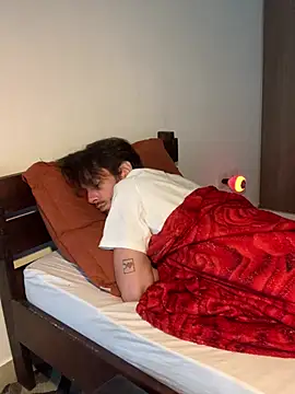 Mieto_ Show in webcam