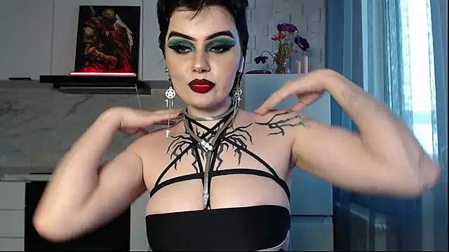 IntrigueYourDay élő XXX-chatje