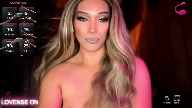 Pertunjukan Kamera Web Lo_la_69