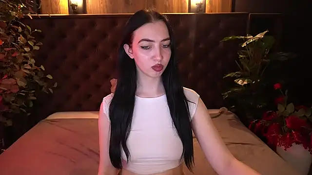 WildKittenX_のライブXXXチャット