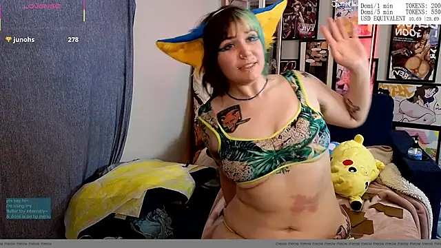 Pertunjukan Kamera Web joltionmacc